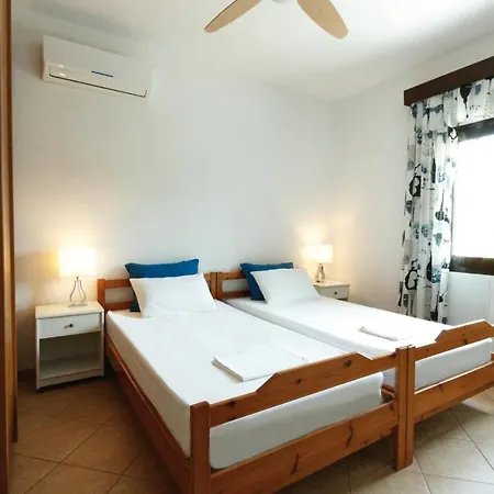Paradiso Villa Néos Marmarás