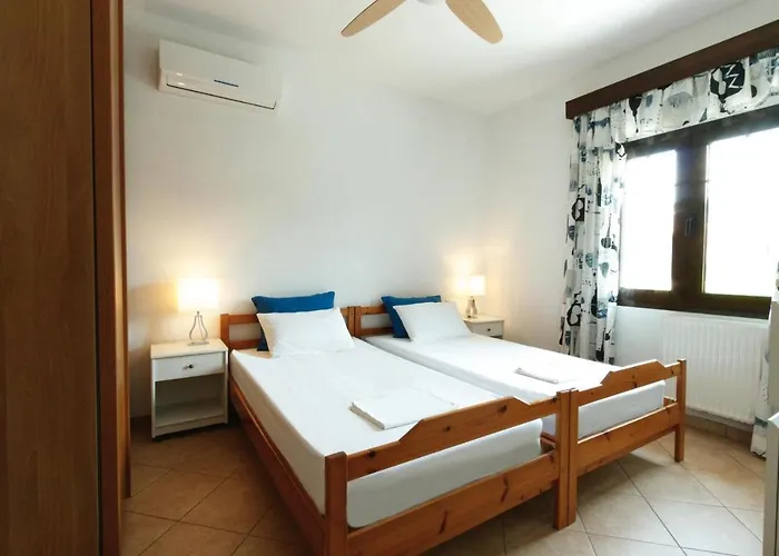 Paradiso Villa Néos Marmarás