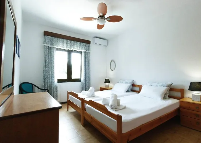 Paradiso Néos Marmarás